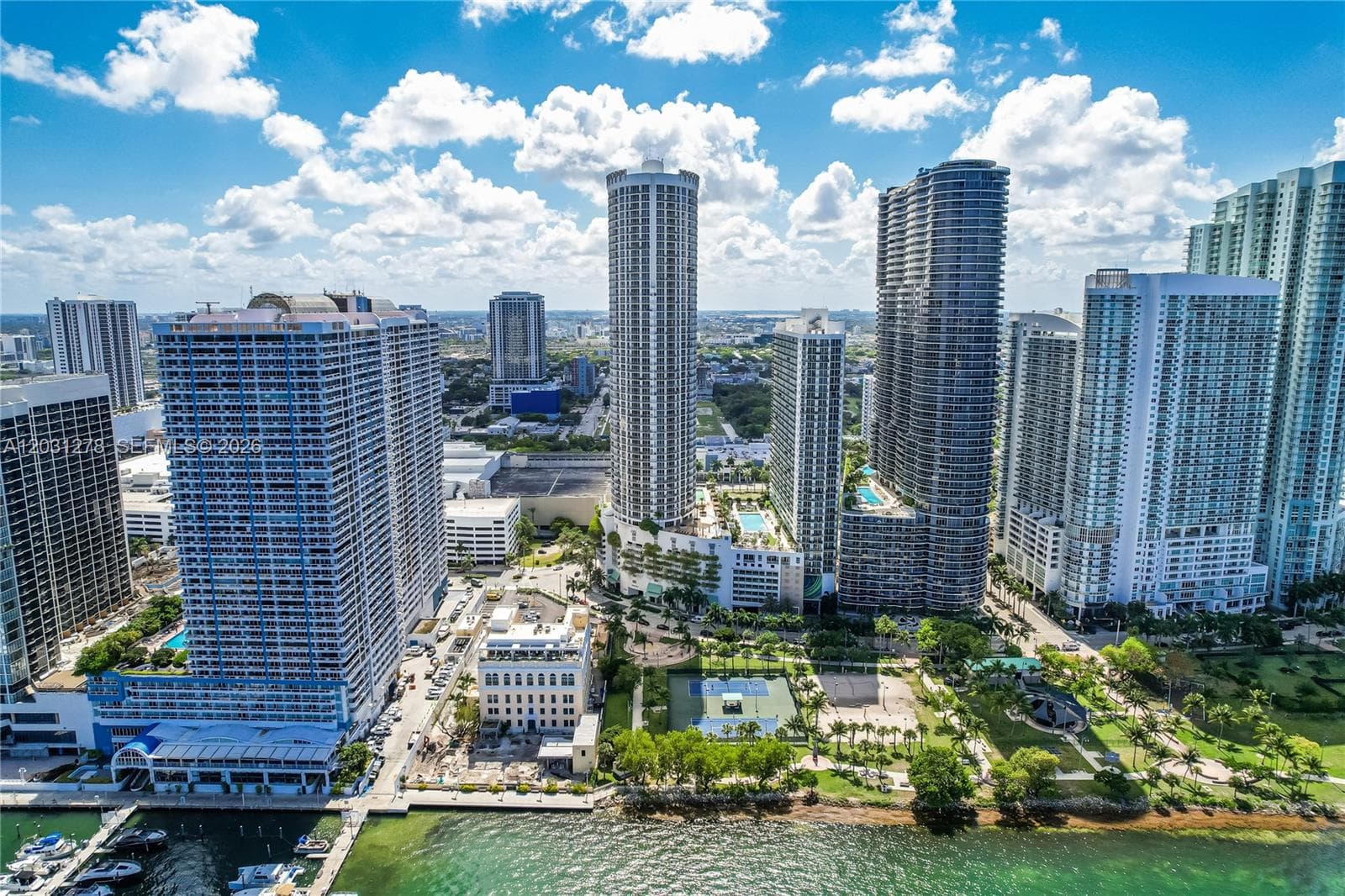 1750 N Bayshore Dr # 4414, Miami FL 33132 — 25