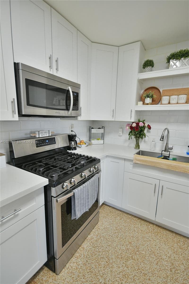 8350 SW 12th Ter, Miami FL 33144 — 15