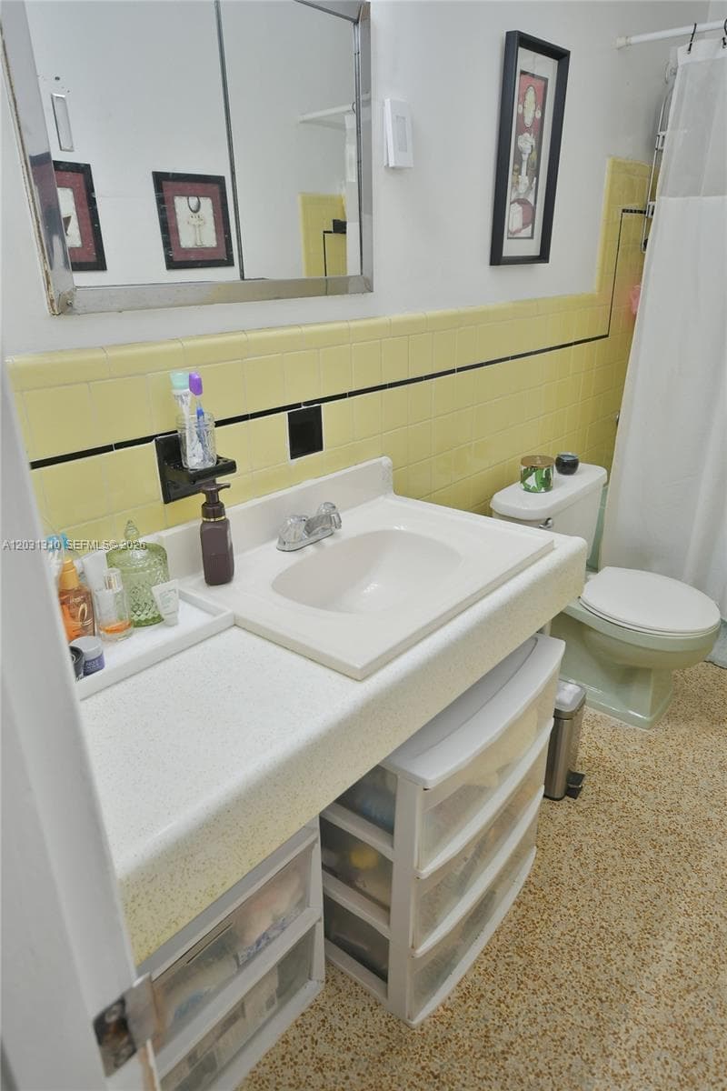 8350 SW 12th Ter, Miami FL 33144 — 19