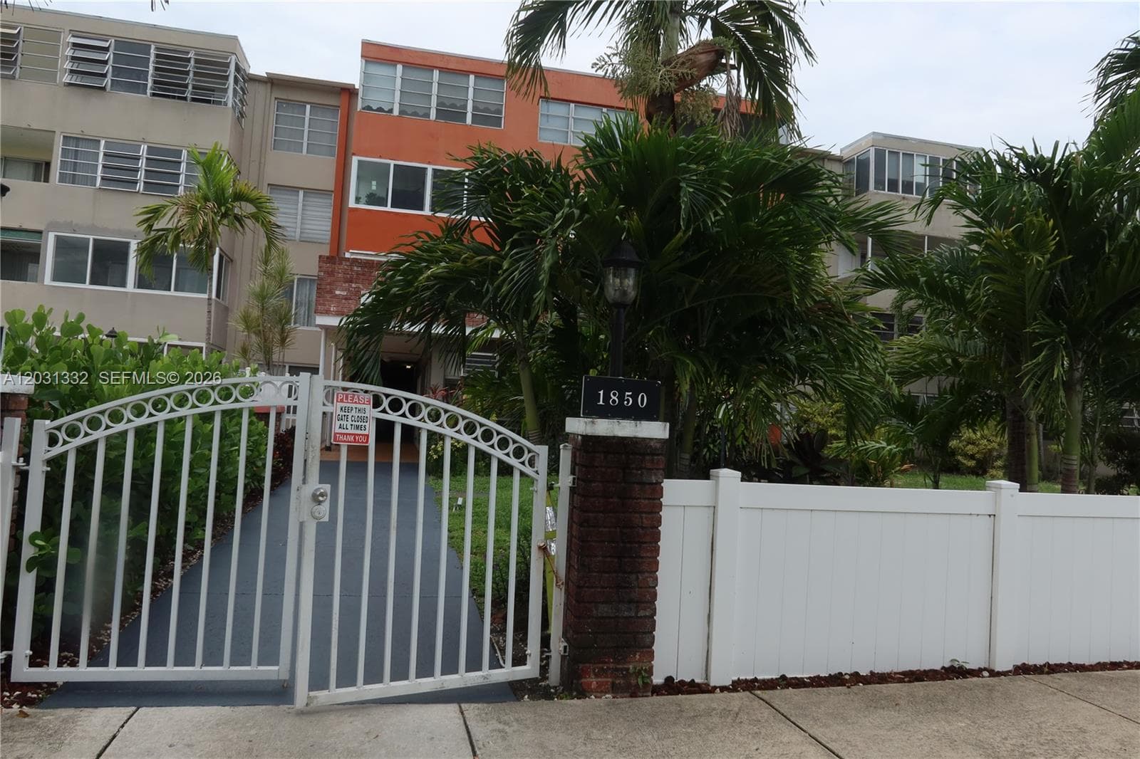 1850 NE 169th St # 312, North Miami Beach FL 33162 — 2