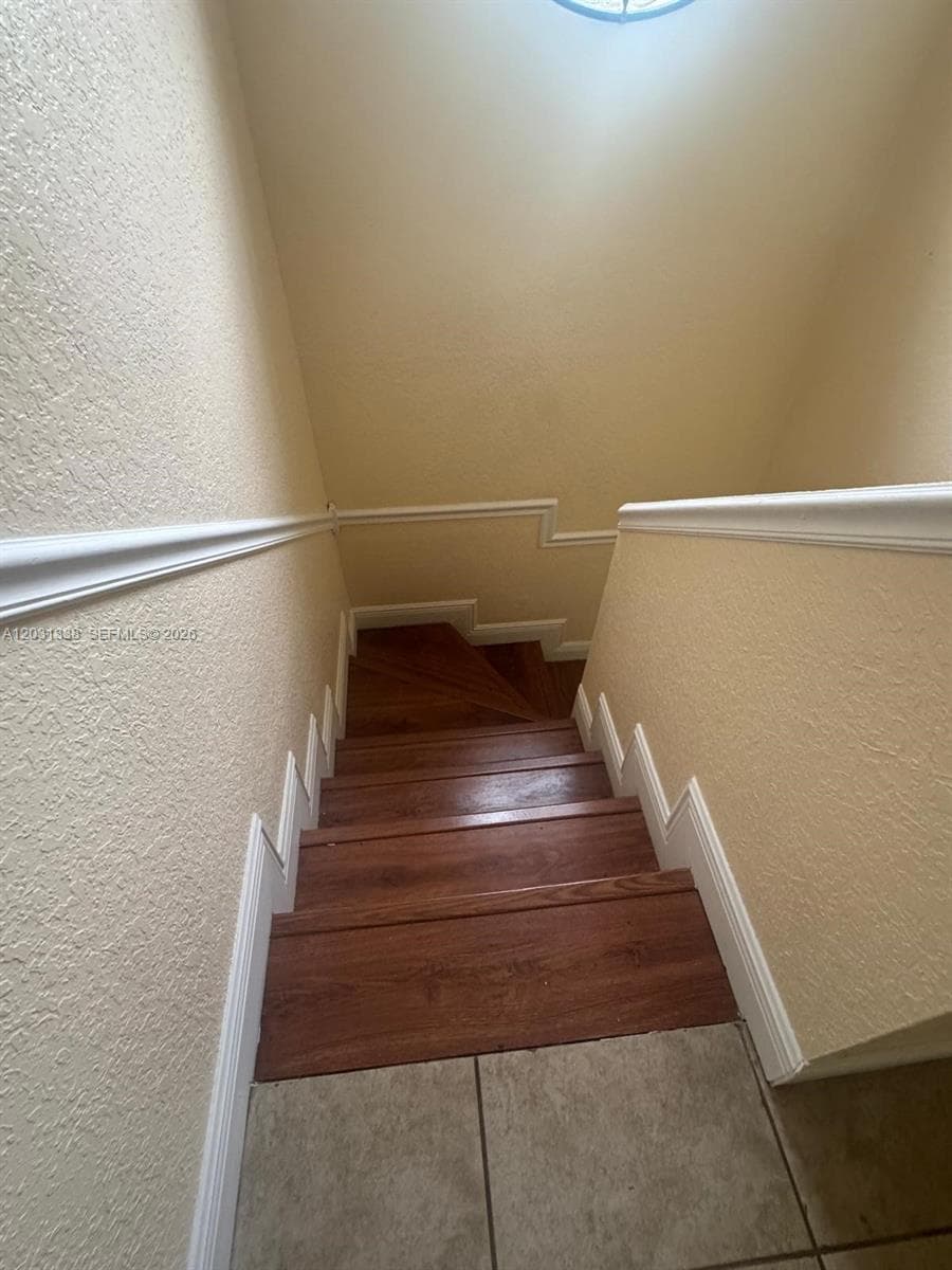 11173 NW 7th St # 18, Miami FL 33172 — 8