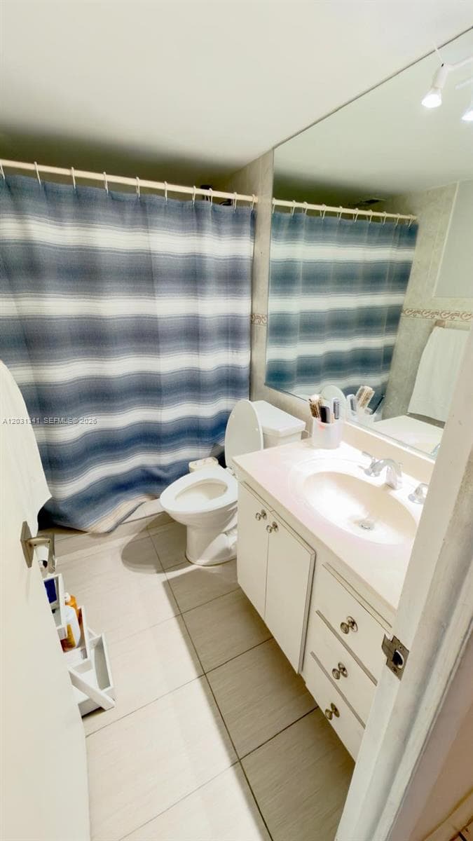 5555 Collins Ave # 16W, Miami Beach FL 33140 — 10