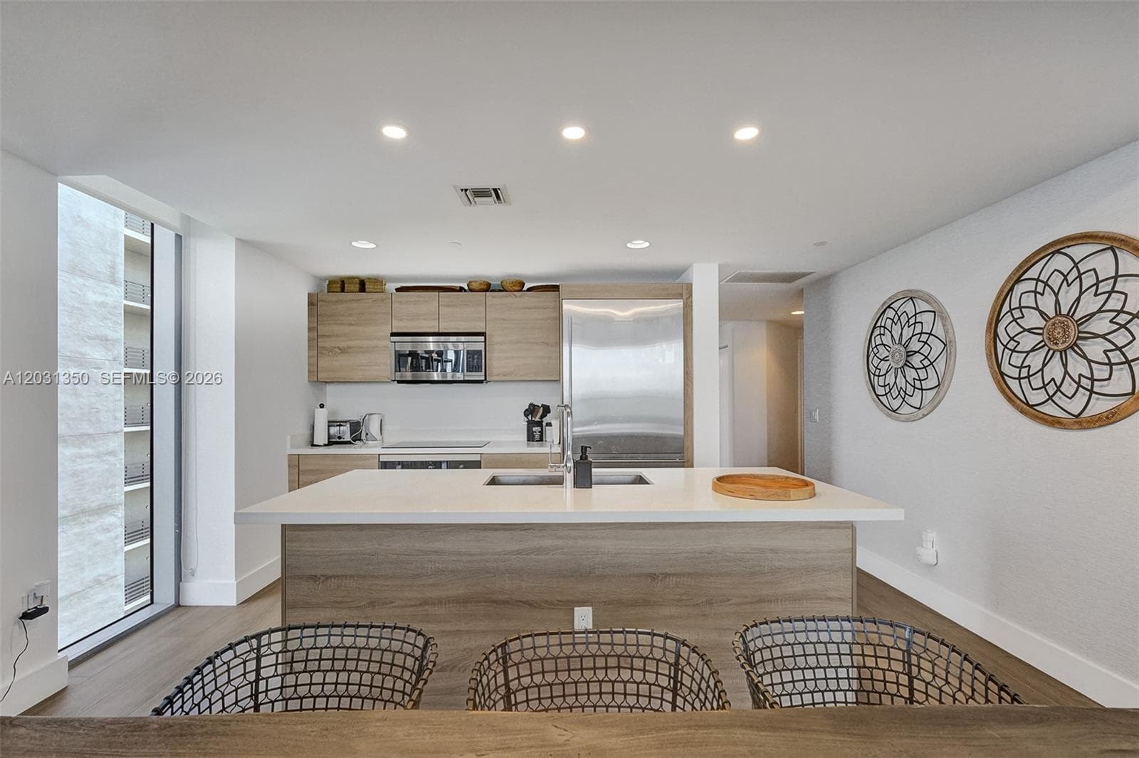 16385 Biscayne Blvd # 3107, North Miami Beach FL 33160 — 13