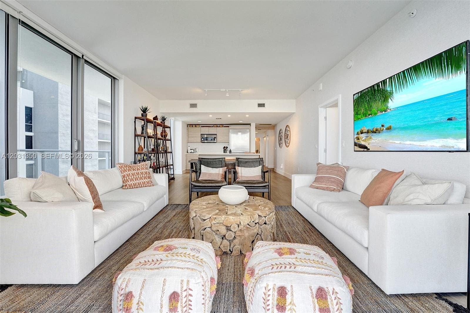 16385 Biscayne Blvd # 3107, North Miami Beach FL 33160 — 17
