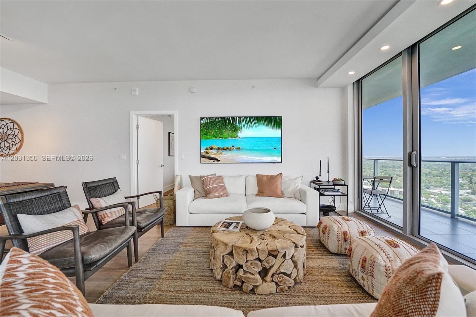 16385 Biscayne Blvd # 3107, North Miami Beach FL 33160 — 16