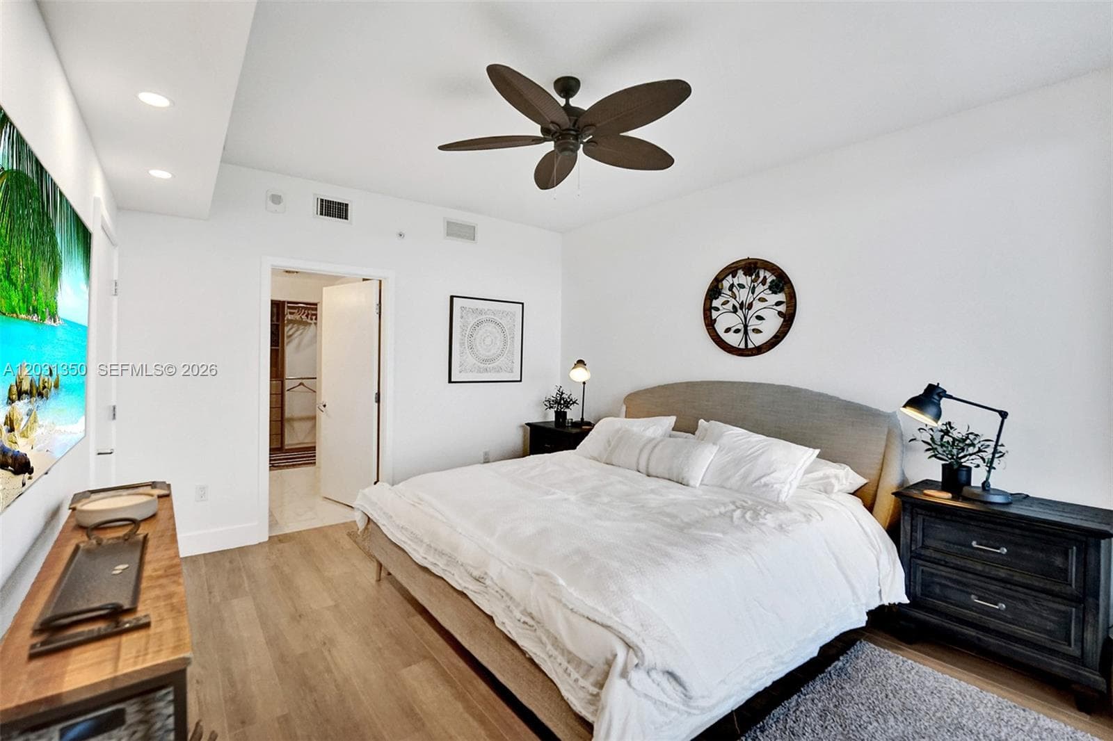 16385 Biscayne Blvd # 3107, North Miami Beach FL 33160 — 28