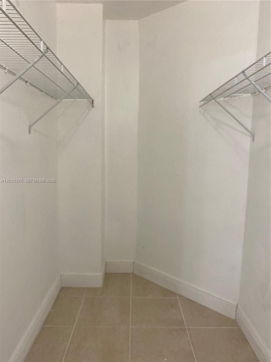 7075 NW 186th St # C308, Hialeah FL 33015 — 20