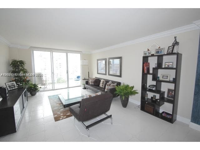 2851 NE 183 St # 1014E, Aventura FL 33160 — 1