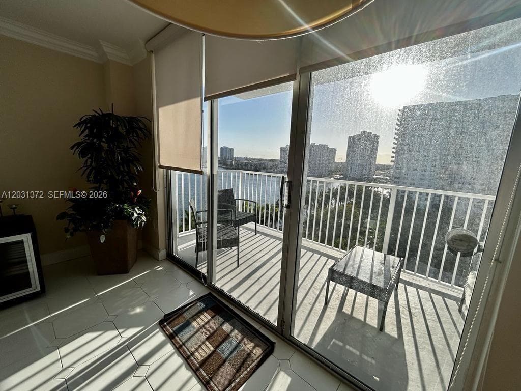 2851 NE 183 St # 1014E, Aventura FL 33160 — 11