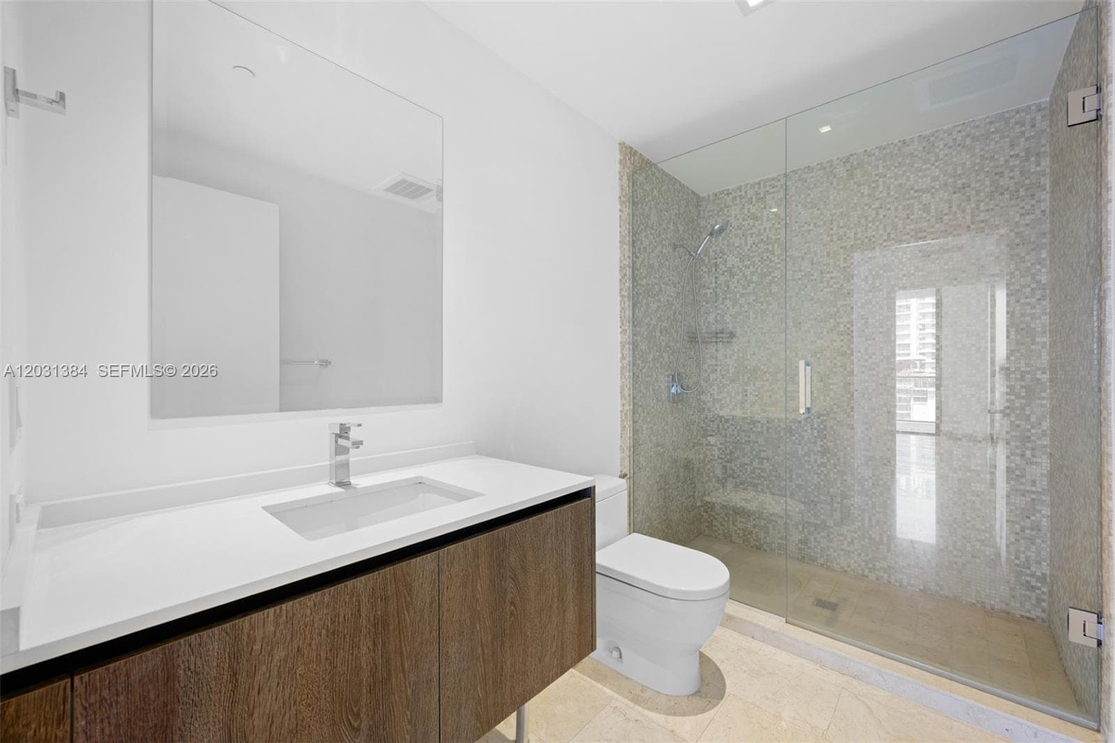 68 SE 6th St # 910, Miami FL 33131 — 11