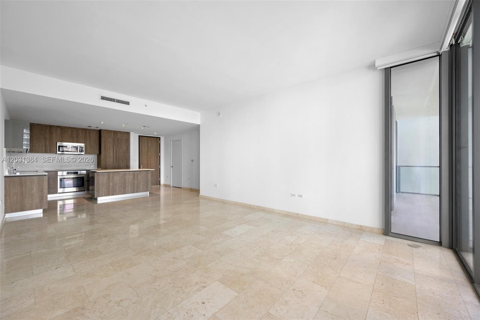 68 SE 6th St # 910, Miami FL 33131 — 4