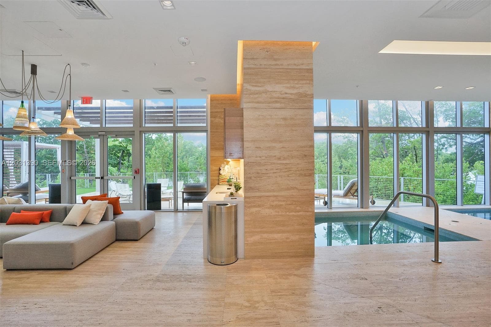 16385 Biscayne Blvd # 3120, North Miami Beach FL 33160 — 23