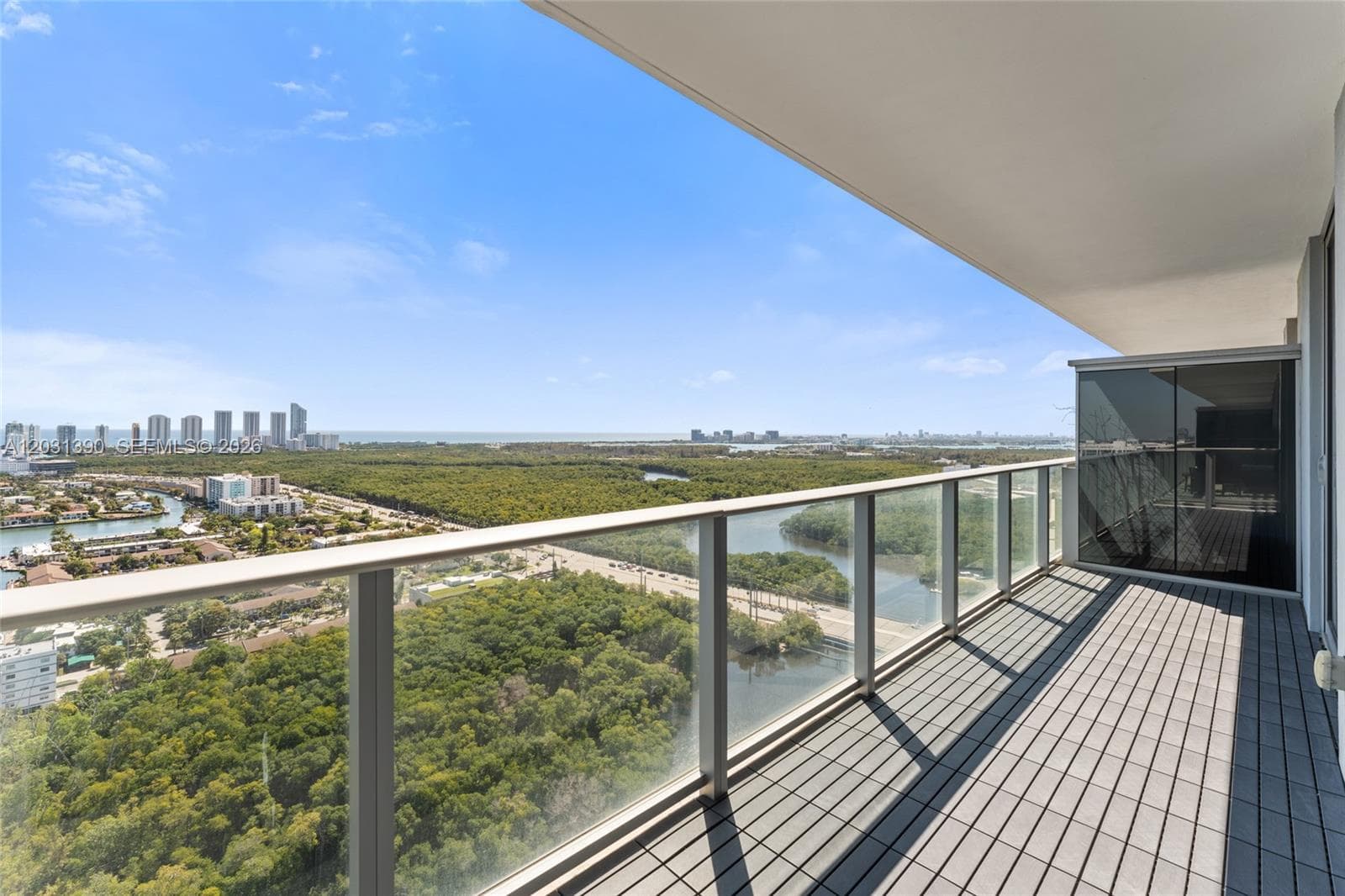16385 Biscayne Blvd # 3120, North Miami Beach FL 33160 — 12