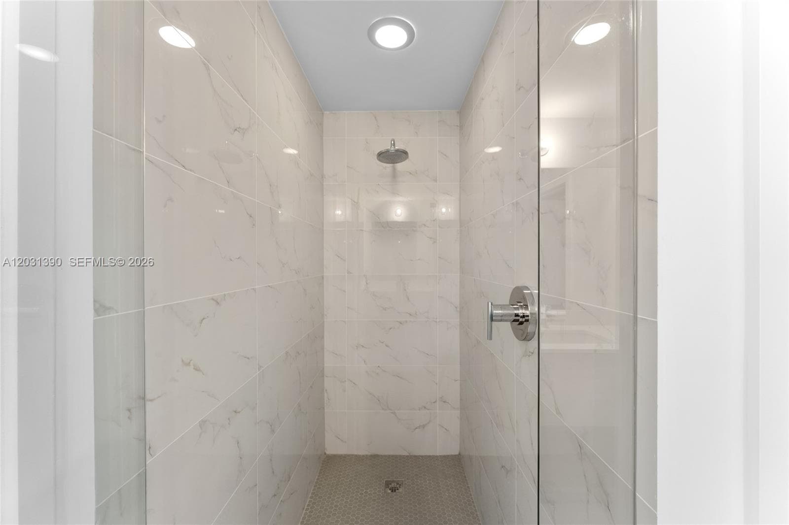 16385 Biscayne Blvd # 3120, North Miami Beach FL 33160 — 10
