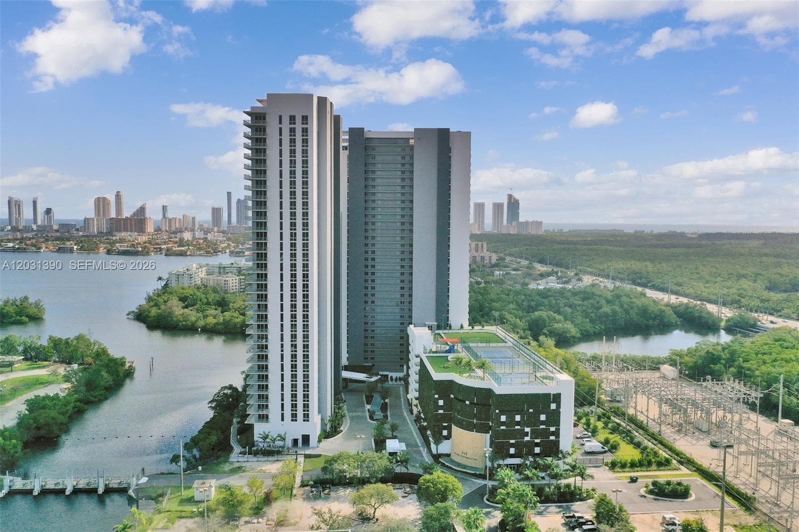 16385 Biscayne Blvd # 3120, North Miami Beach FL 33160 — 15
