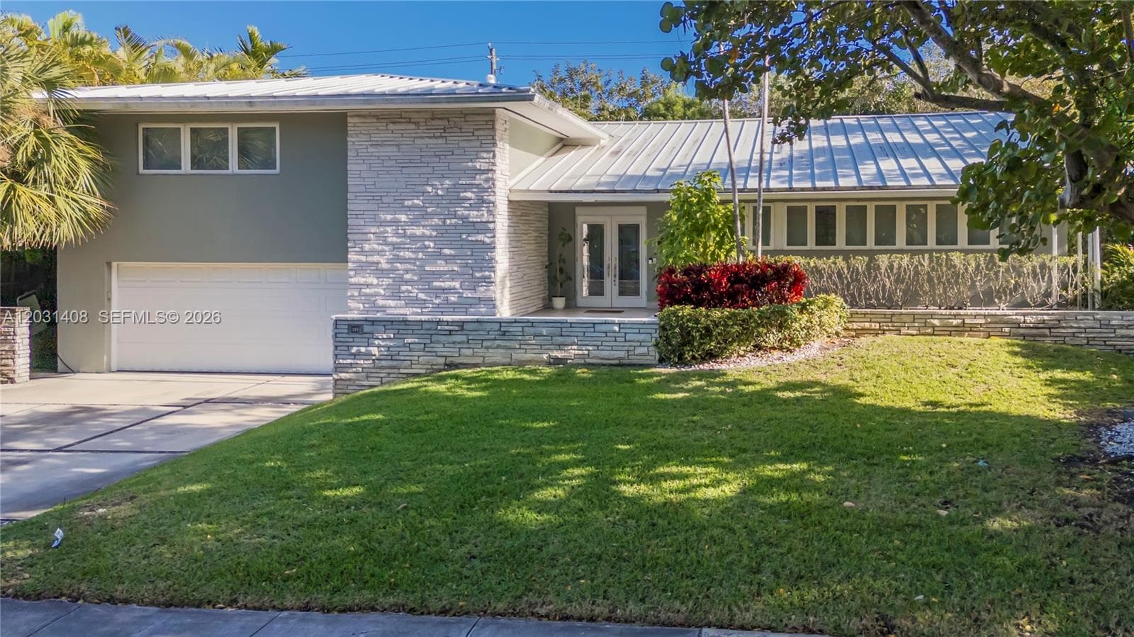 301 E Shore Dr E # 301, Miami FL 33133 — 2