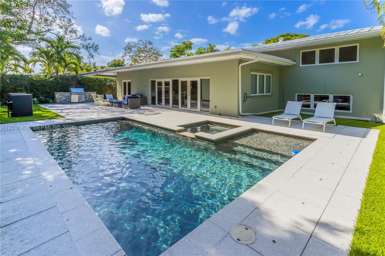 301 E Shore Dr E # 301, Miami FL 33133 — 46