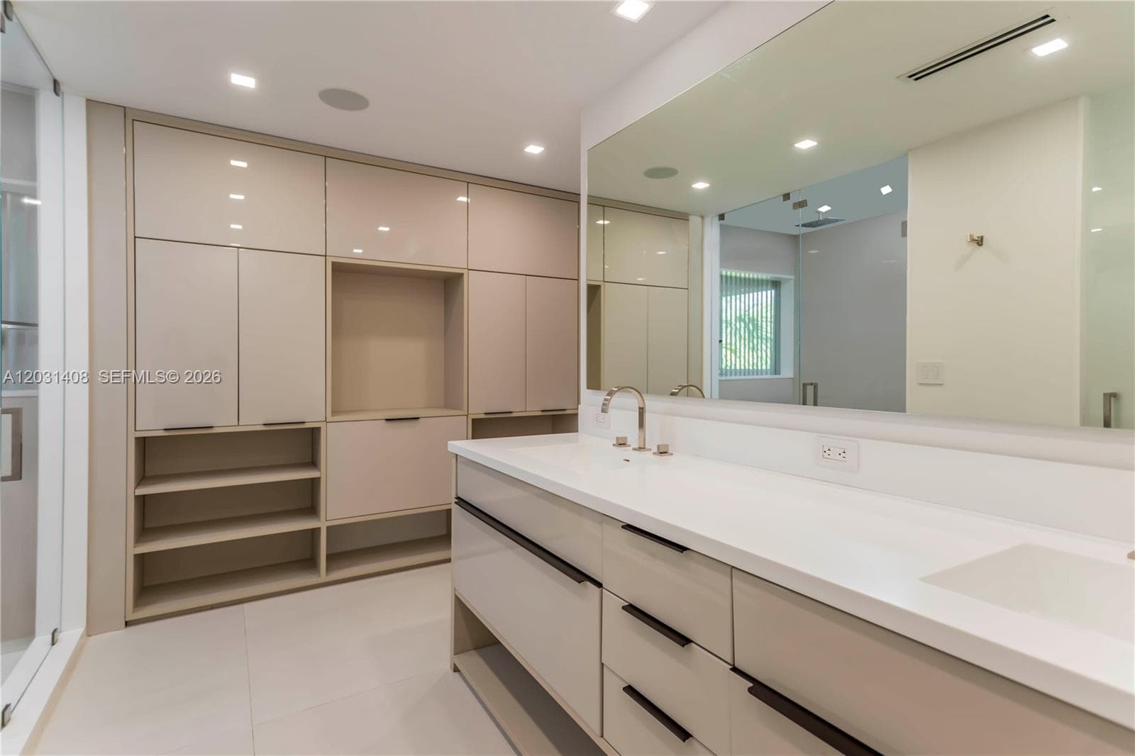 301 E Shore Dr E # 301, Miami FL 33133 — 26