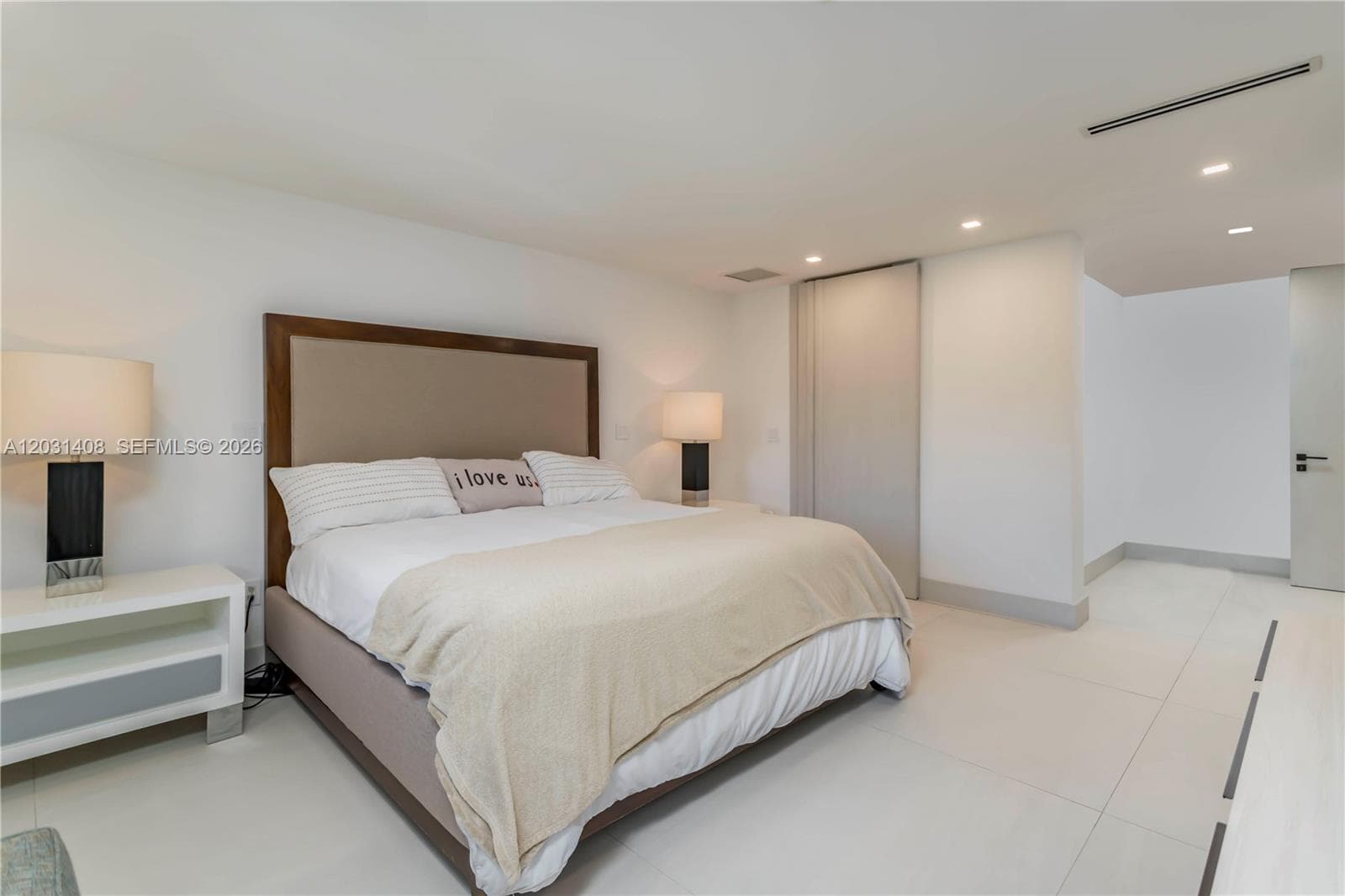 301 E Shore Dr E # 301, Miami FL 33133 — 22