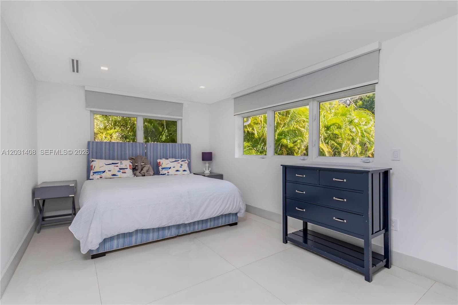 301 E Shore Dr E # 301, Miami FL 33133 — 30