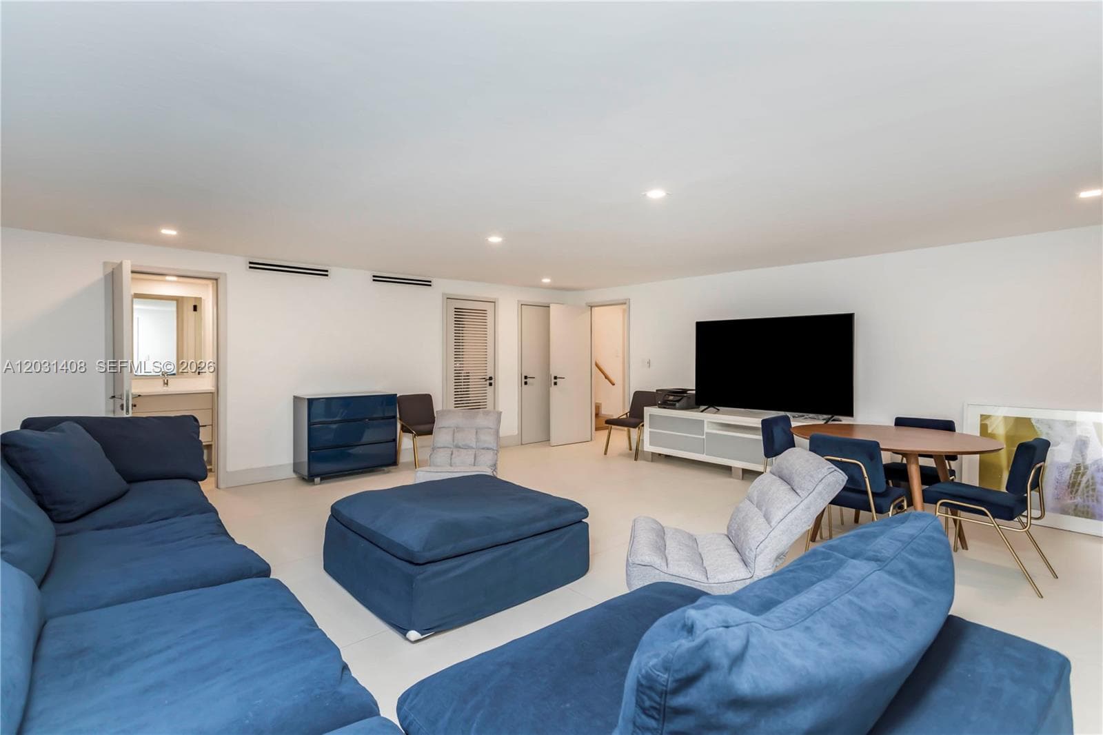 301 E Shore Dr E # 301, Miami FL 33133 — 38