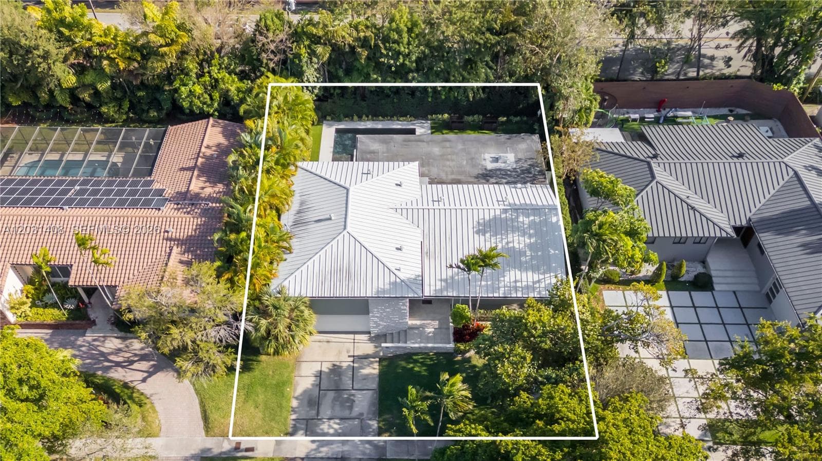 301 E Shore Dr E # 301, Miami FL 33133 — 55