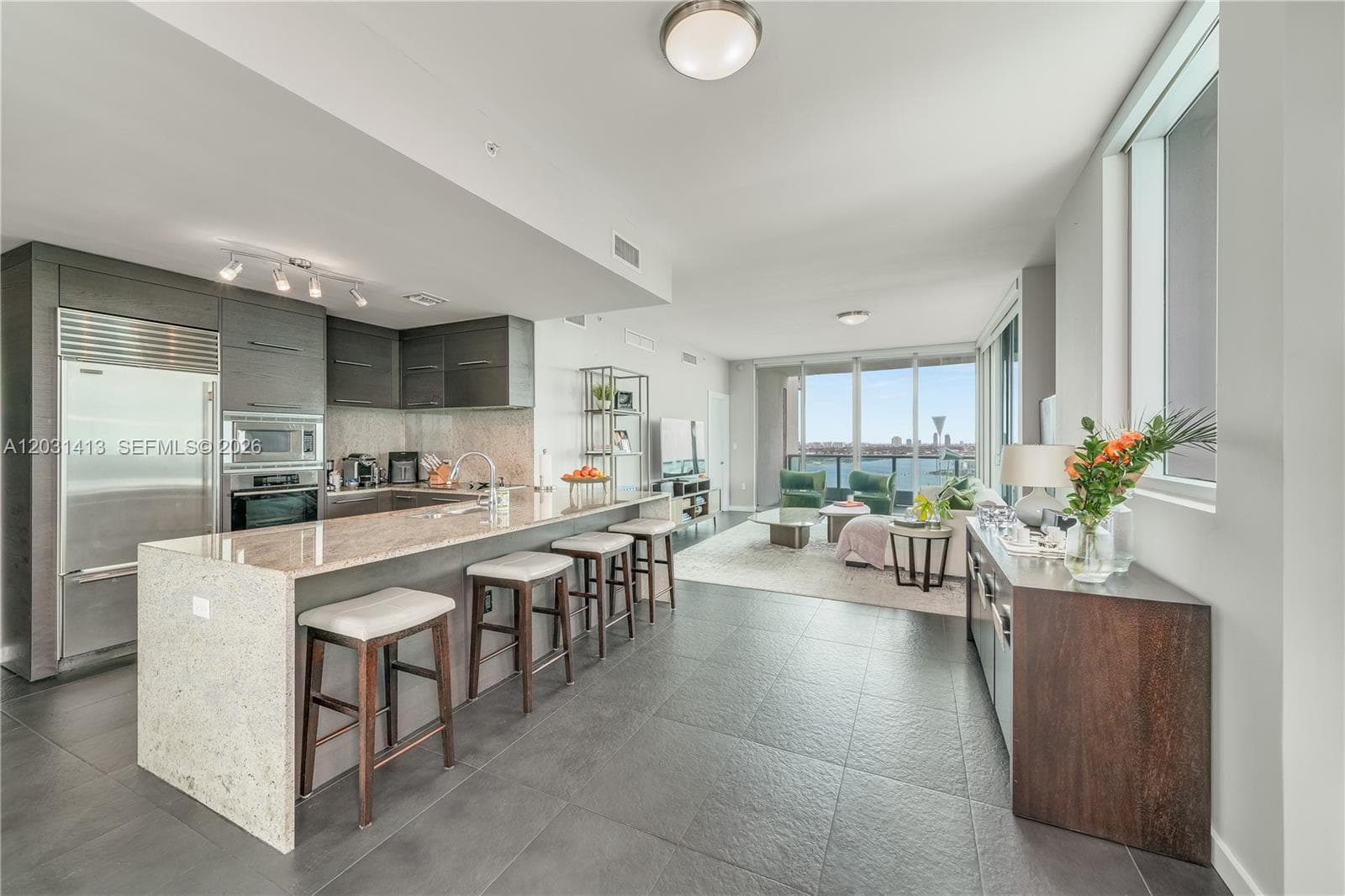900 Biscayne Blvd # 2101, Miami FL 33132 — 1