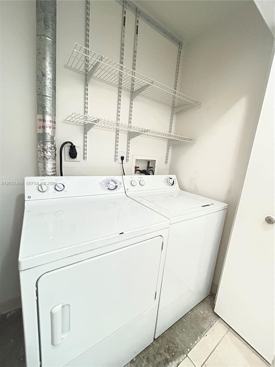 2001 Biscayne Blvd # 2310, Miami FL 33137 — 20