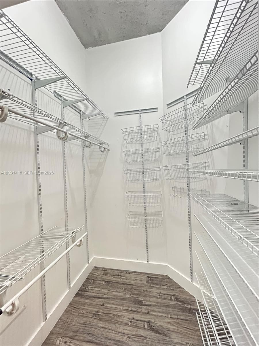 2001 Biscayne Blvd # 2310, Miami FL 33137 — 18