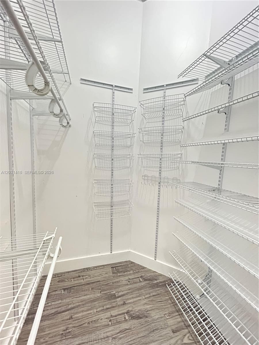 2001 Biscayne Blvd # 2310, Miami FL 33137 — 19