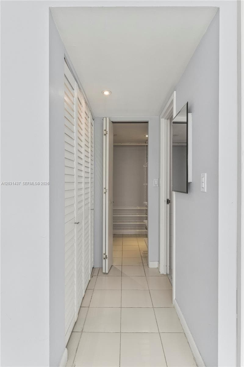 1420 Brickell Bay Dr # 1405C, Miami FL 33131 — 17