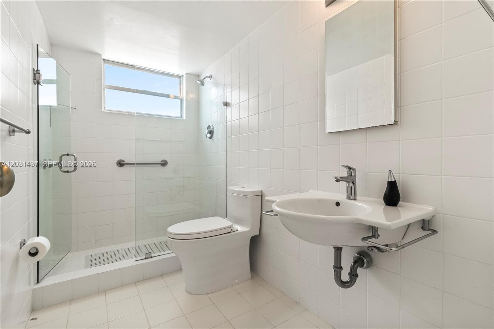 1420 Brickell Bay Dr # 1405C, Miami FL 33131 — 22