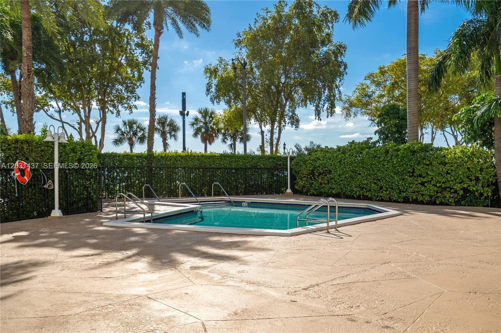 1420 Brickell Bay Dr # 1405C, Miami FL 33131 — 30