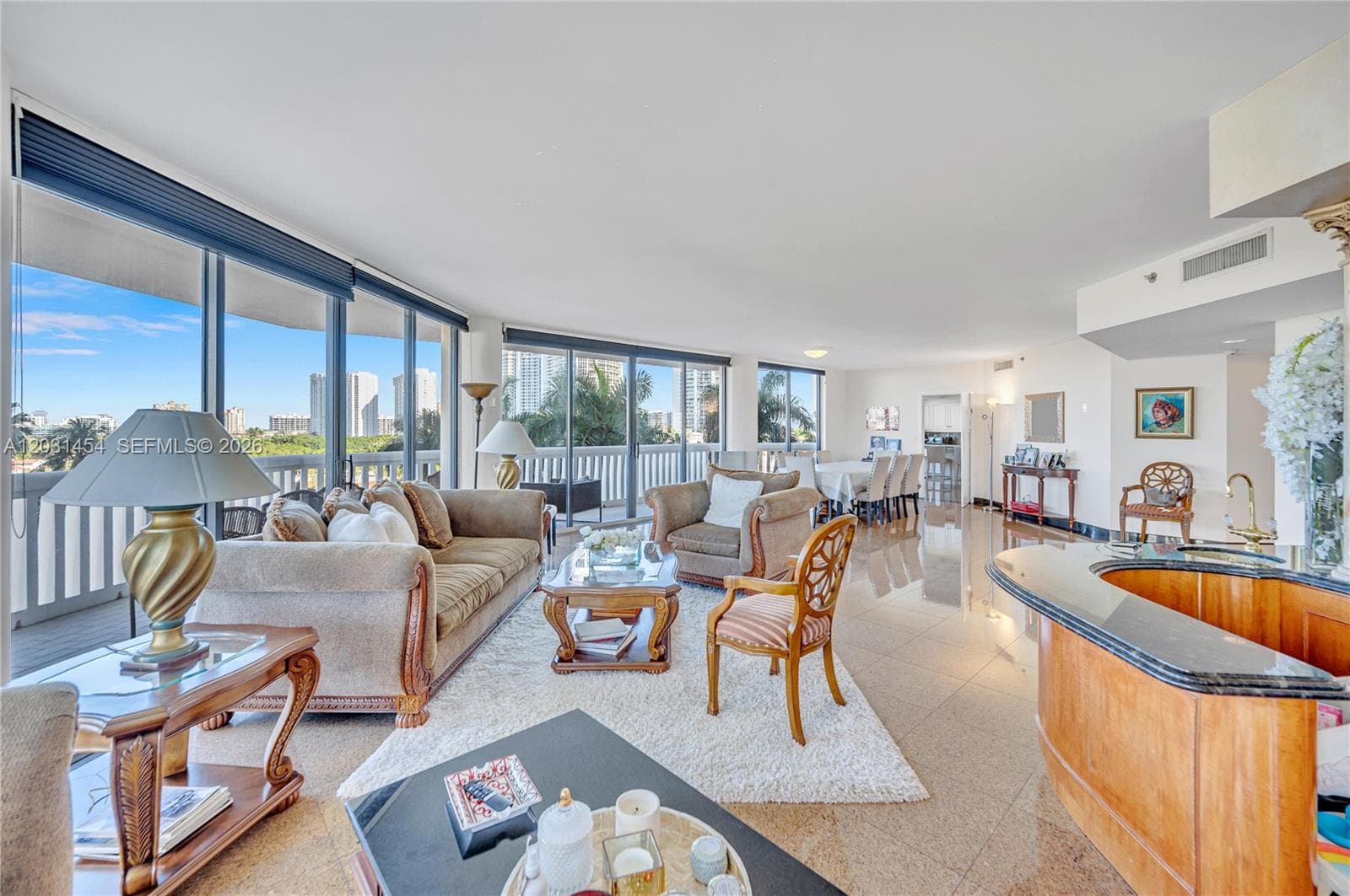2000 Island Blvd # 806, Aventura FL 33160 — 1