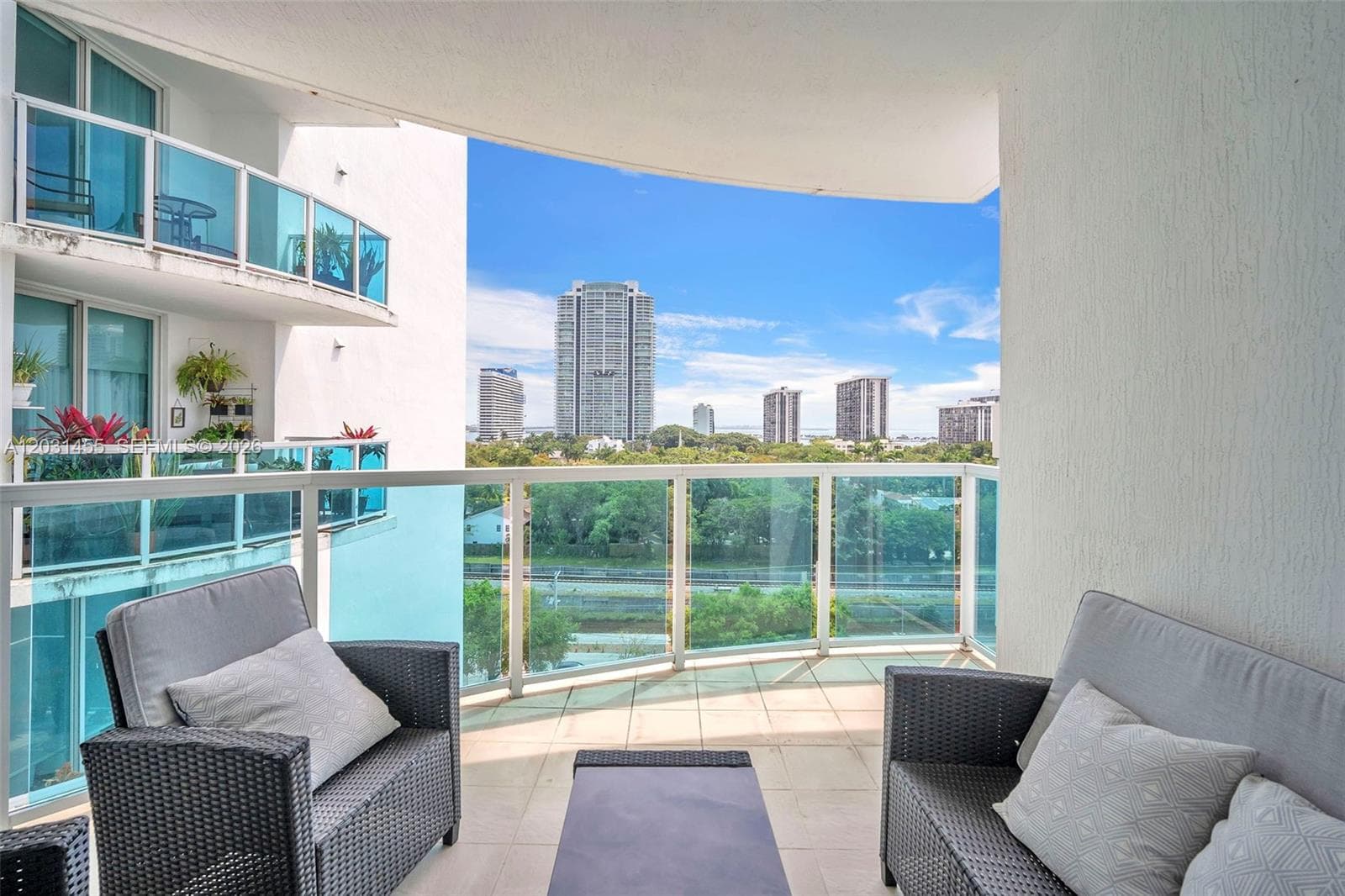 1723 SW 2nd Ave # 1001, Miami FL 33129 — 5