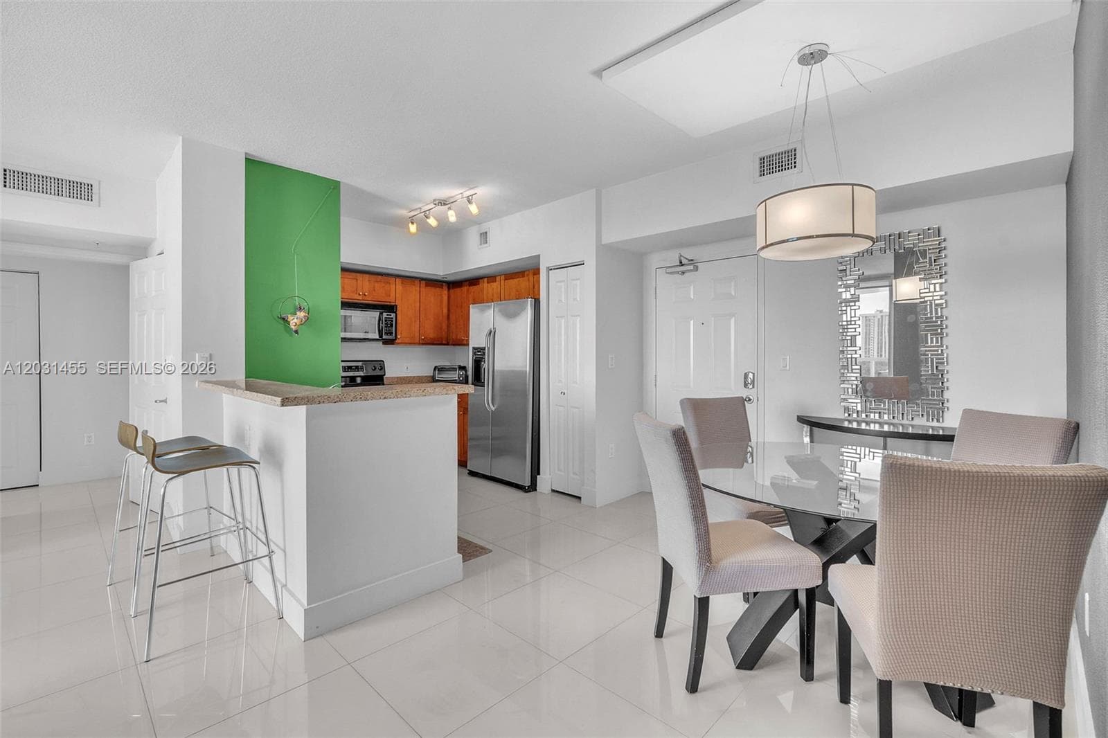 1723 SW 2nd Ave # 1001, Miami FL 33129 — 9