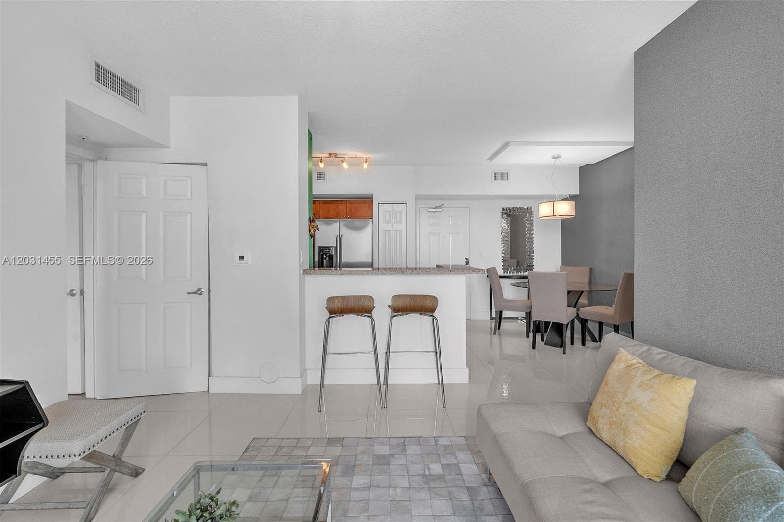 1723 SW 2nd Ave # 1001, Miami FL 33129 — 10
