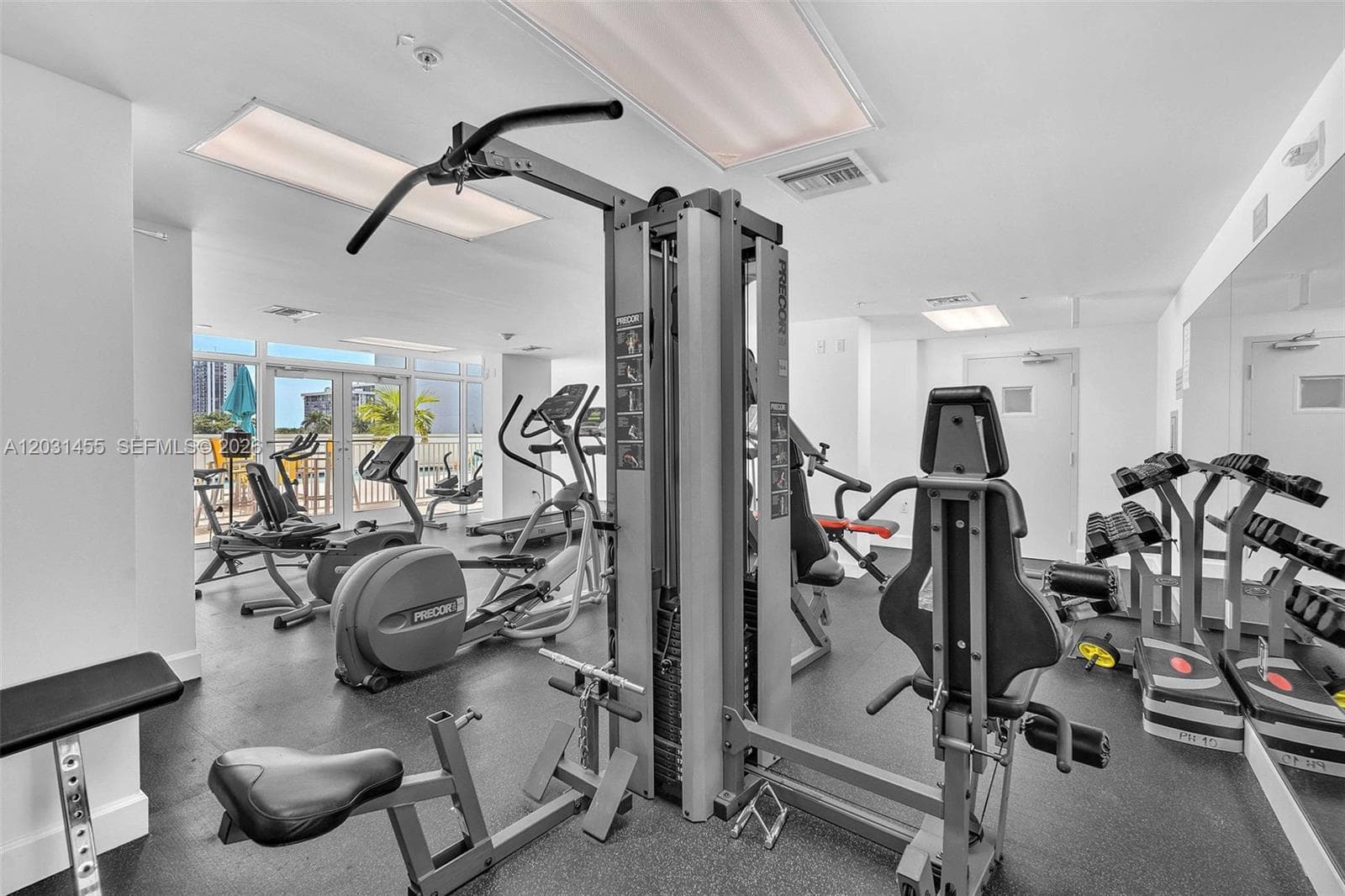 1723 SW 2nd Ave # 1001, Miami FL 33129 — 25