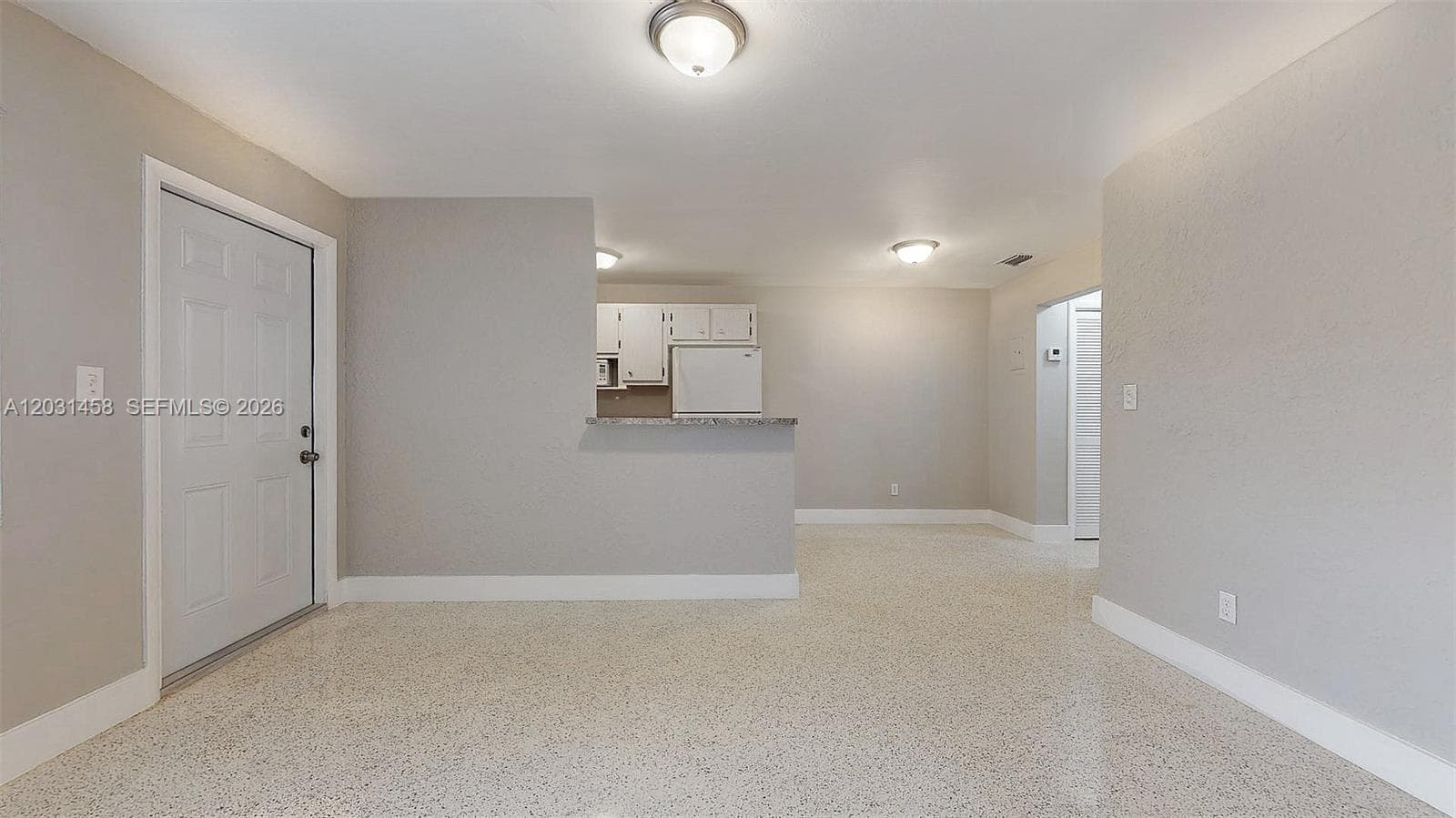 40 W 10th St # 3, Hialeah FL 33010 — 5