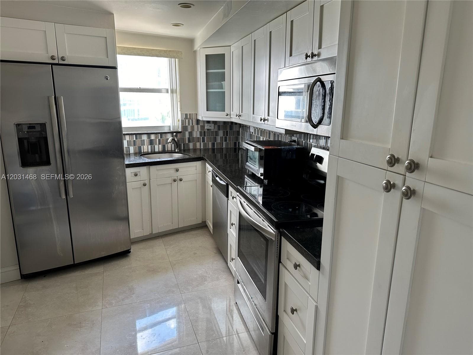 6039 Collins Ave # 728, Miami Beach FL 33140 — 2