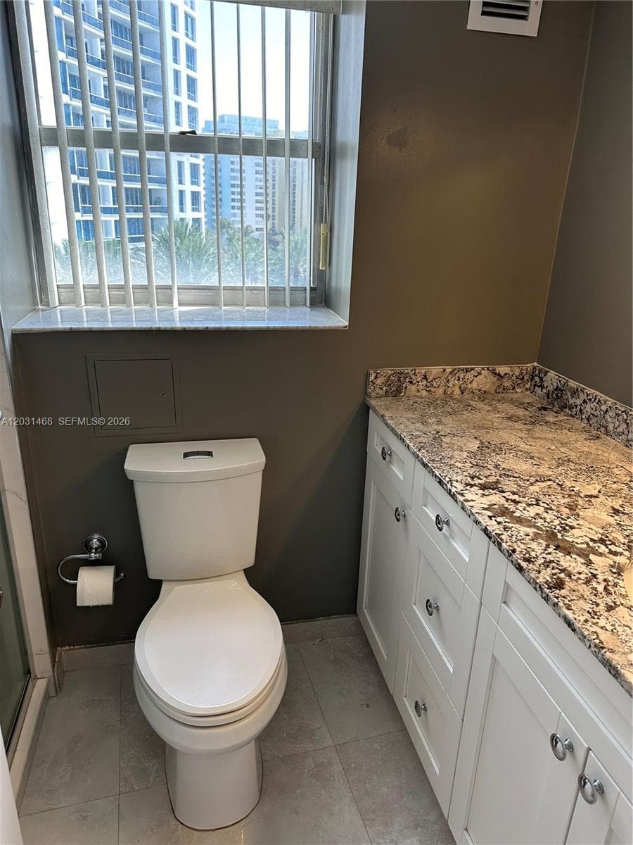 6039 Collins Ave # 728, Miami Beach FL 33140 — 10