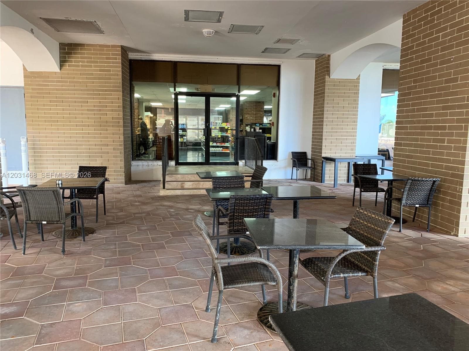 6039 Collins Ave # 728, Miami Beach FL 33140 — 29