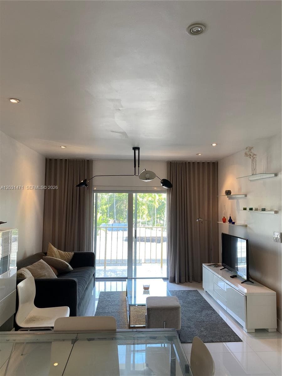 1540 Meridian Ave # 4K, Miami Beach FL 33139 — 18