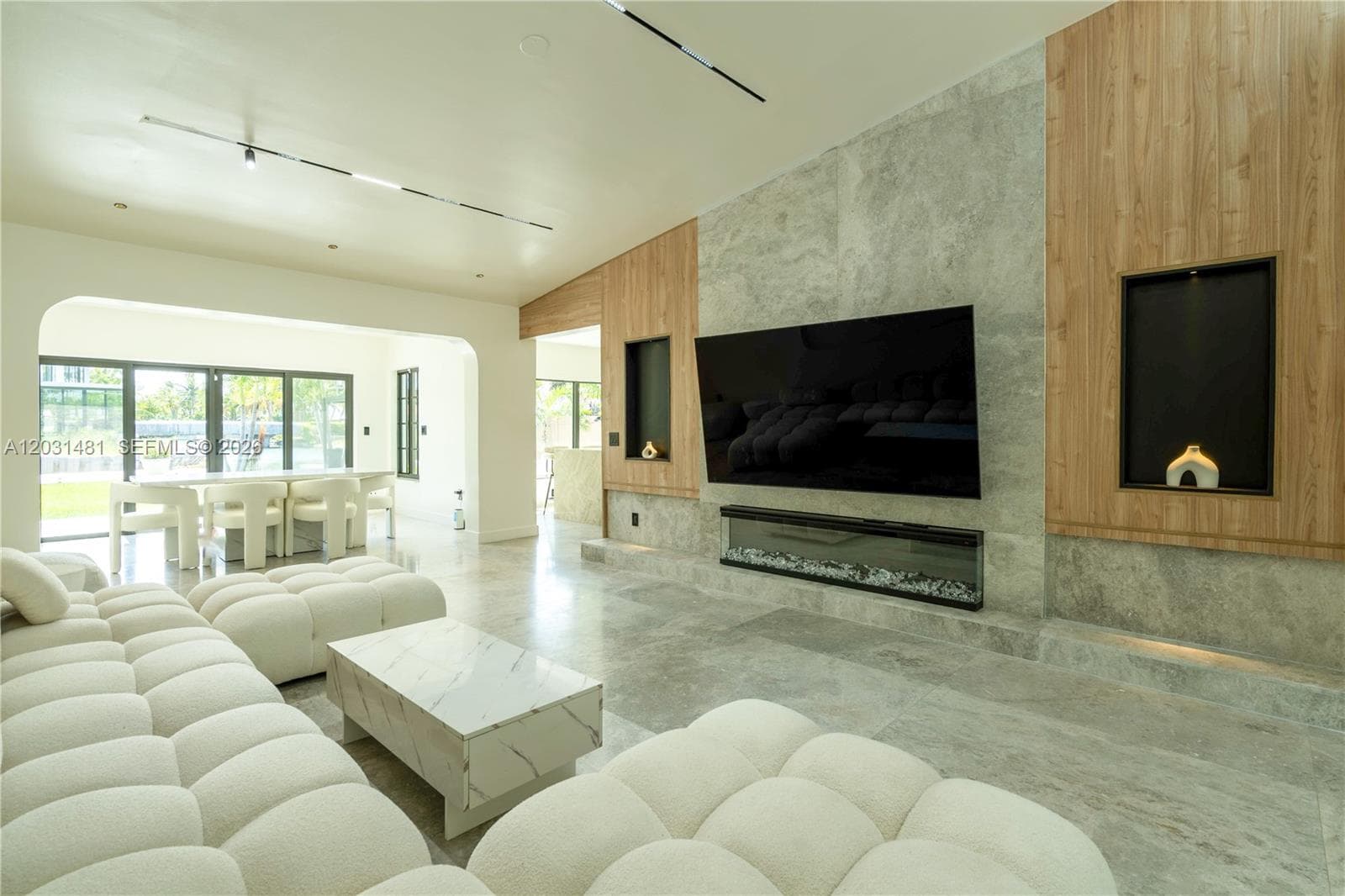 7850 Hawthorne Ave, Miami Beach FL 33141 — 28