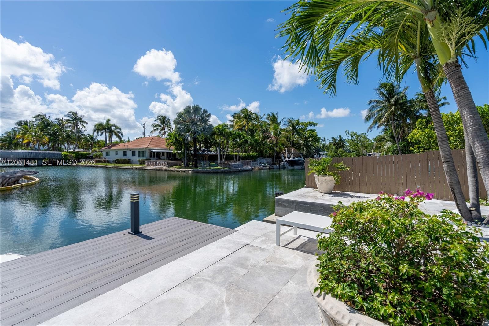 7850 Hawthorne Ave, Miami Beach FL 33141 — 11
