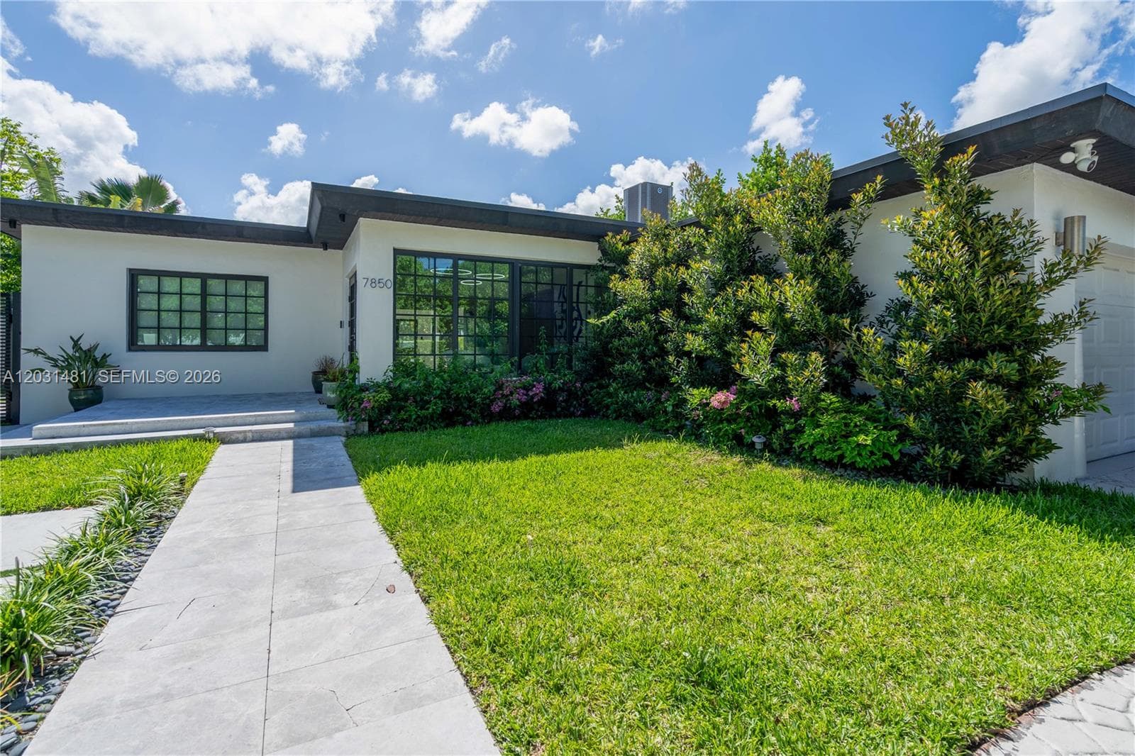 7850 Hawthorne Ave, Miami Beach FL 33141 — 4