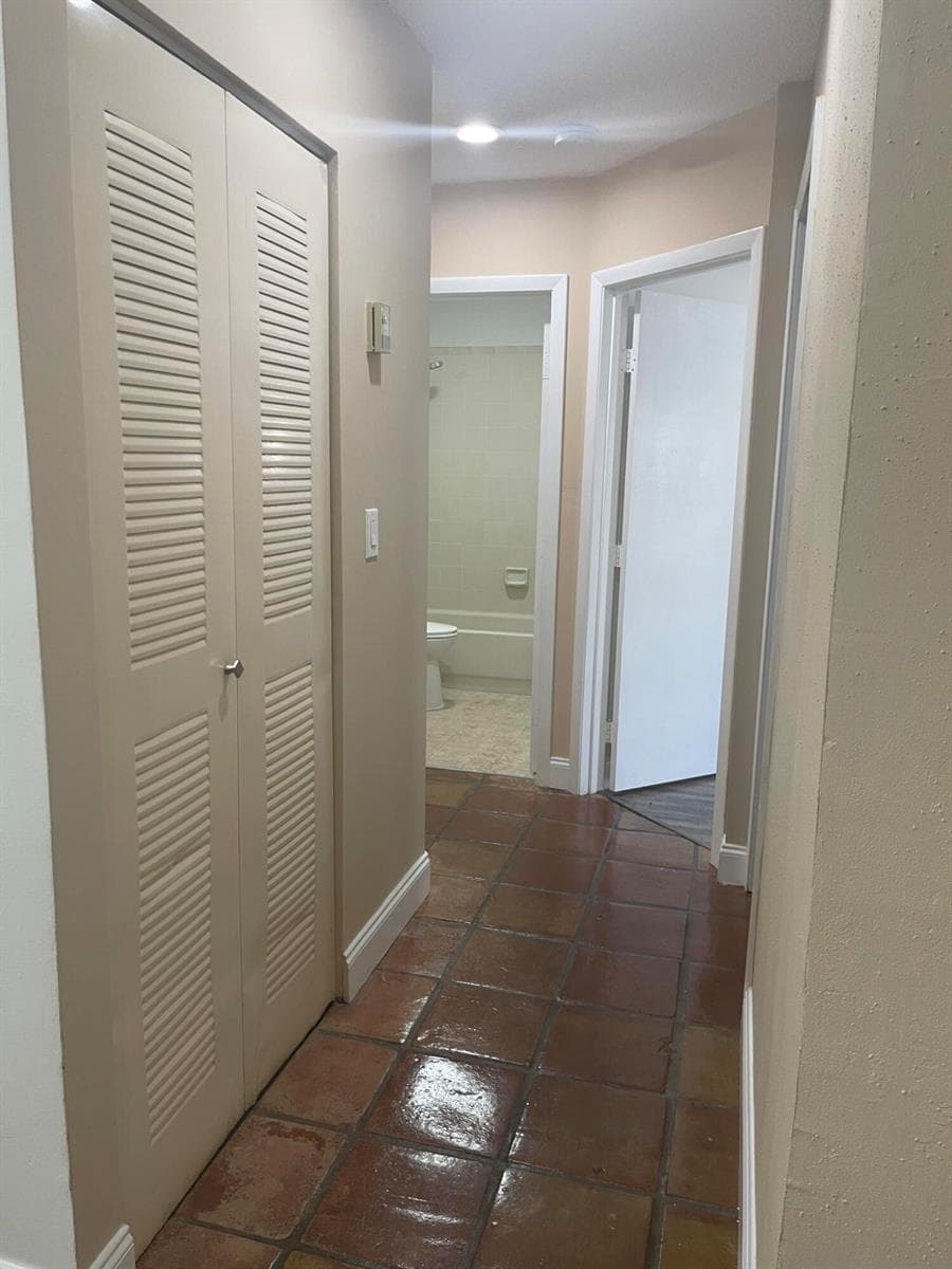19823 NW 64th Place, Hialeah FL 33015 — 6
