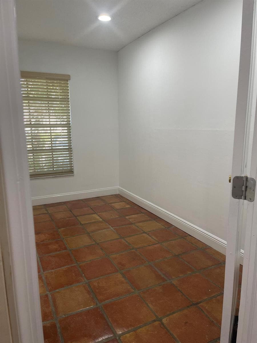 19823 NW 64th Place, Hialeah FL 33015 — 12