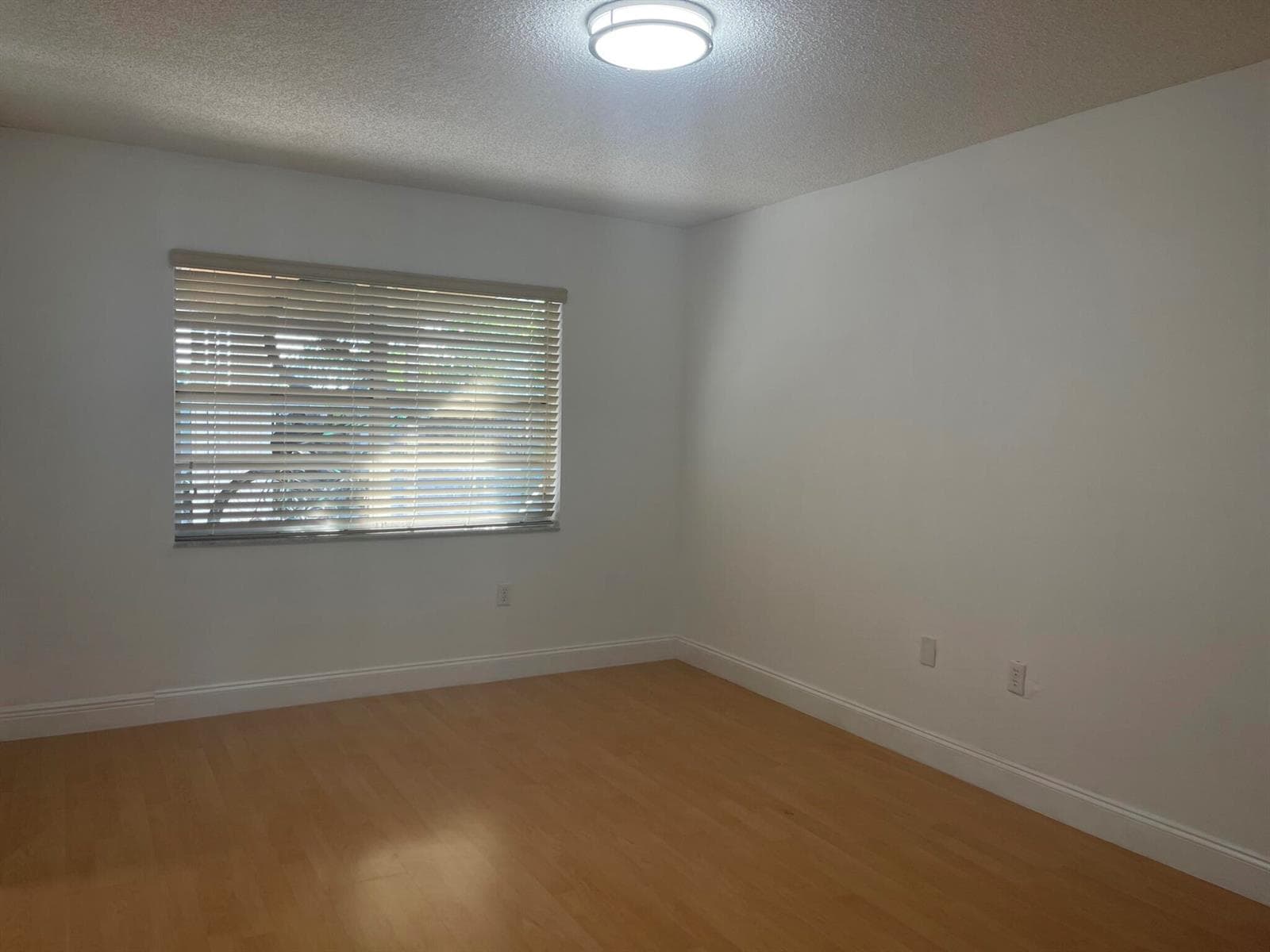 19823 NW 64th Place, Hialeah FL 33015 — 7