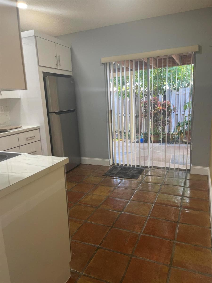 19823 NW 64th Place, Hialeah FL 33015 — 5